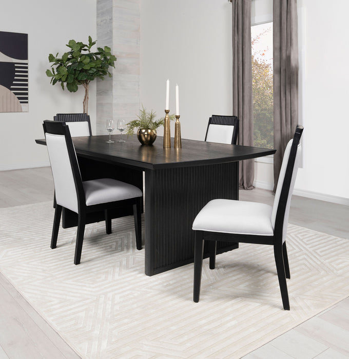 Brookmead Dining Set