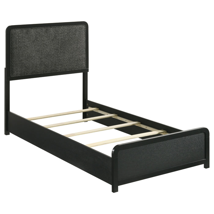 Cavelle Panel Bed