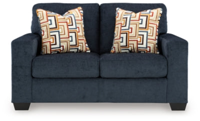 Aviemore Loveseat - Mattress & Furniture Super Center (Tampa, FL)