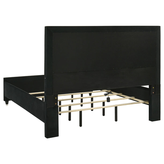 Ravenne Velvet Upholstered LED Bedroom Set