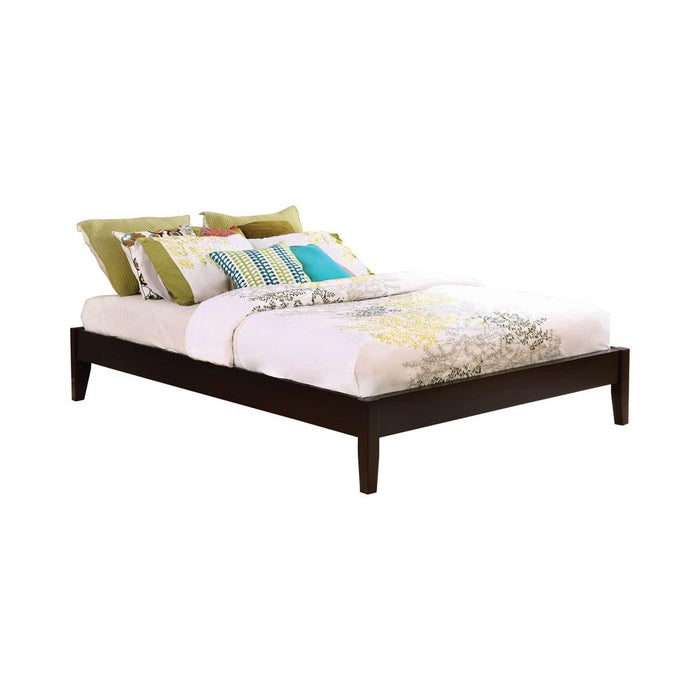 Hounslow California King, E.King, & Queen Universal Platform Bed Cappuccino - Mattress & Furniture Super Center (Tampa, FL)