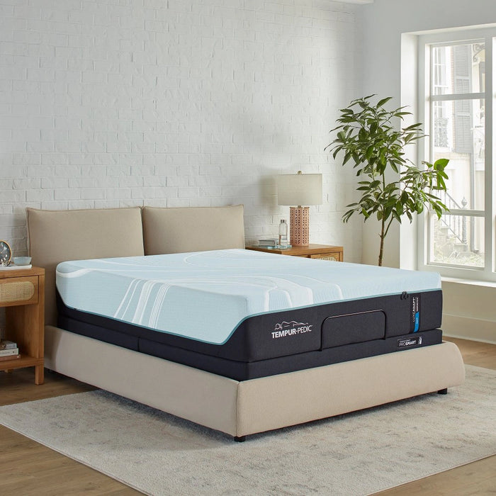 TEMPUR-LuxeAdapt Mattress - Mattress & Furniture Super Center (Tampa, FL)