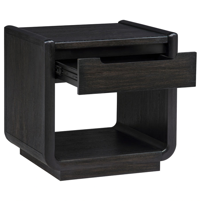 Leandro End Table