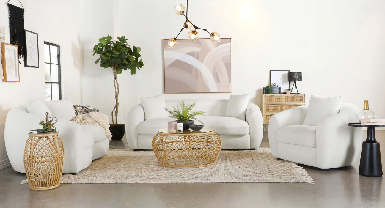 Isabella Loveseat