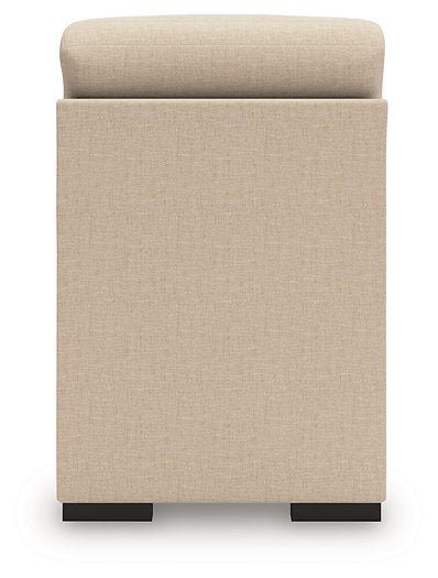 LadyMae Sectional with Chaise - Mattress & Furniture Super Center (Tampa, FL)