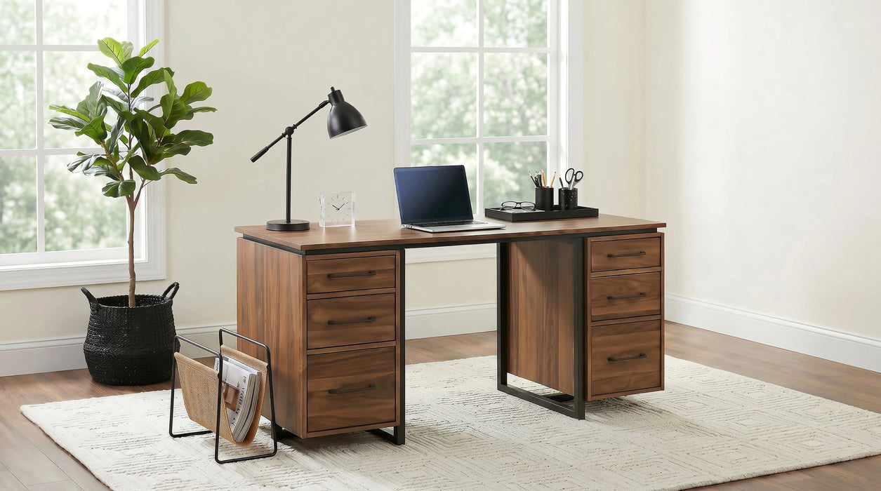 Berhalter Computer Desk