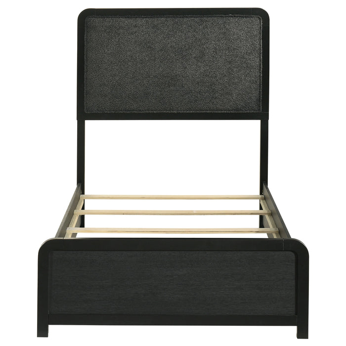 Cavelle Panel Bed