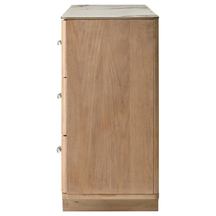 Leanne Dresser
