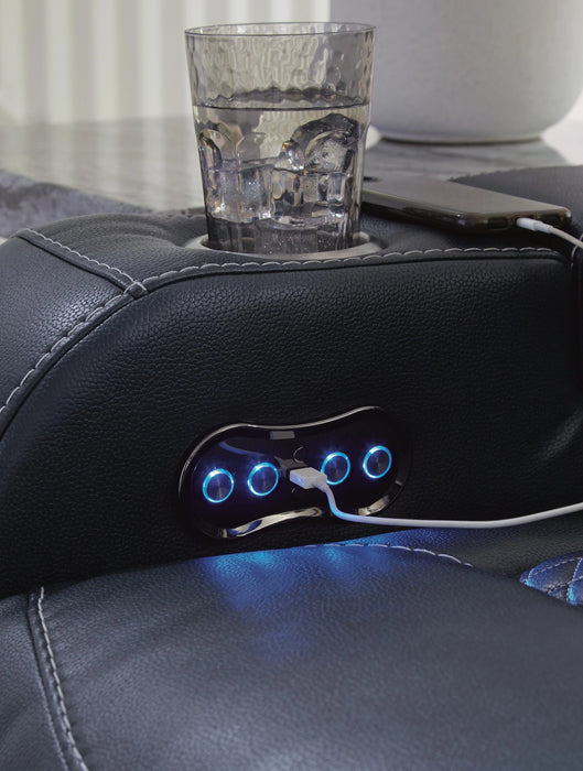 Fyne-Dyme Living Room Set