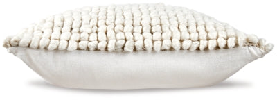 Aavie Pillow - Mattress & Furniture Super Center (Tampa, FL)
