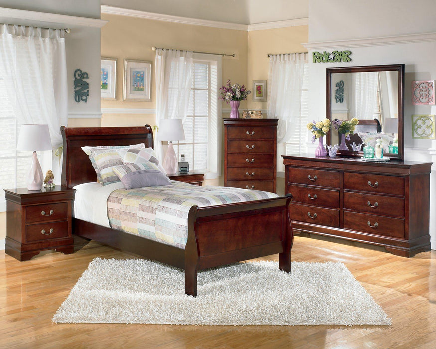 Alisdair Nightstand - Mattress & Furniture Super Center (Tampa, FL)