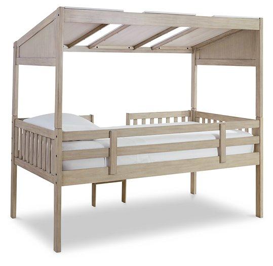 Wrenalyn Loft Bed