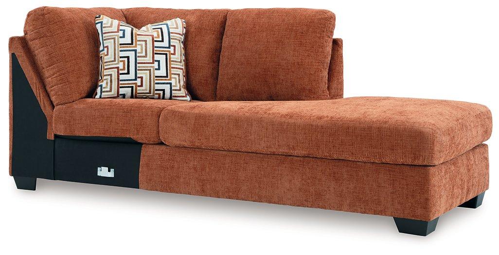 Aviemore Sectional with Chaise