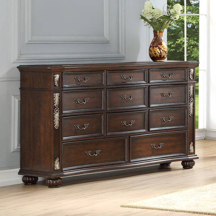 Maximus Dresser-Madeira