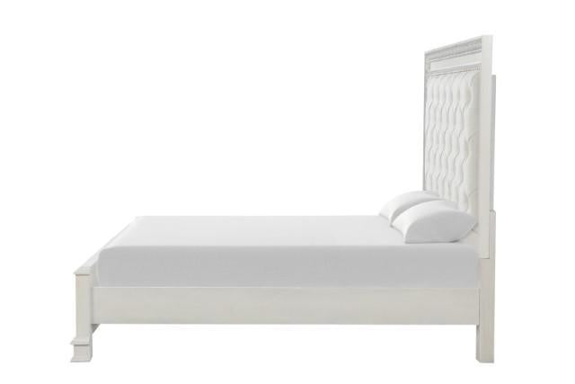 Stella Mia 4 Pc 5 Pc Queen Bedroom Set White - Mattress & Furniture Super Center (Tampa, FL)