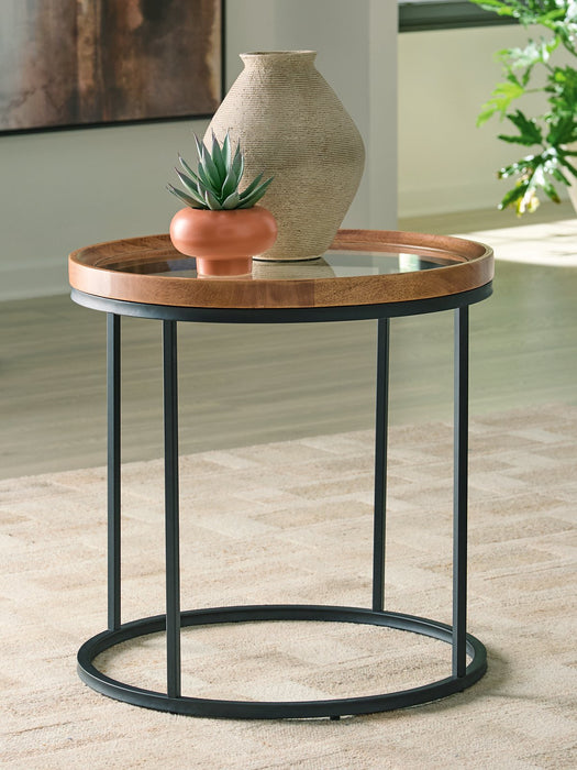 Noraluna End Table - Mattress & Furniture Super Center (Tampa, FL)