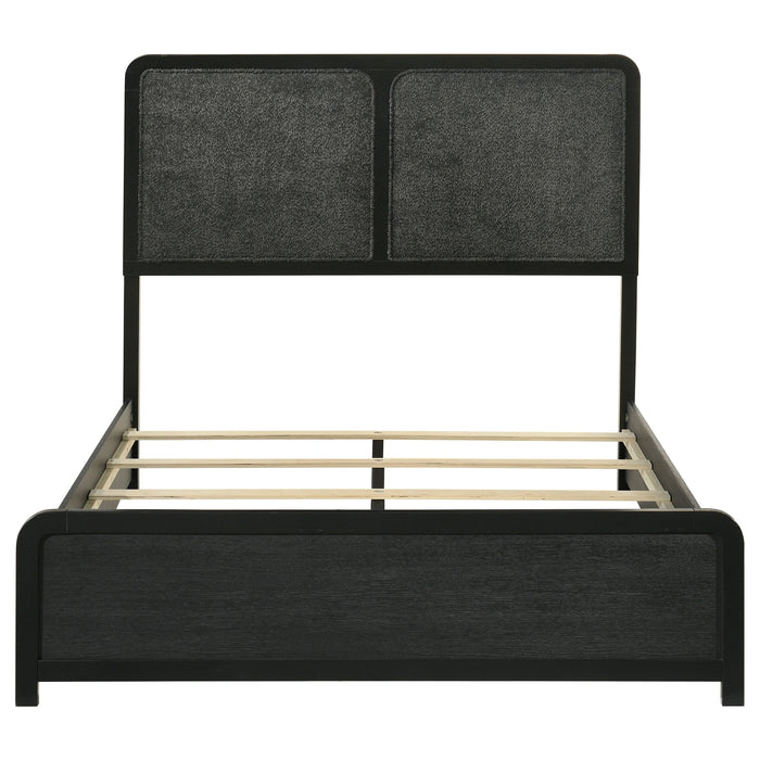 Cavelle Panel Bed