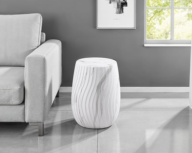 Fresco Side Table - Mattress & Furniture Super Center (Tampa, FL)