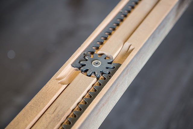 Hinwitz Dining Table Set - Mattress & Furniture Super Center (Tampa, FL)